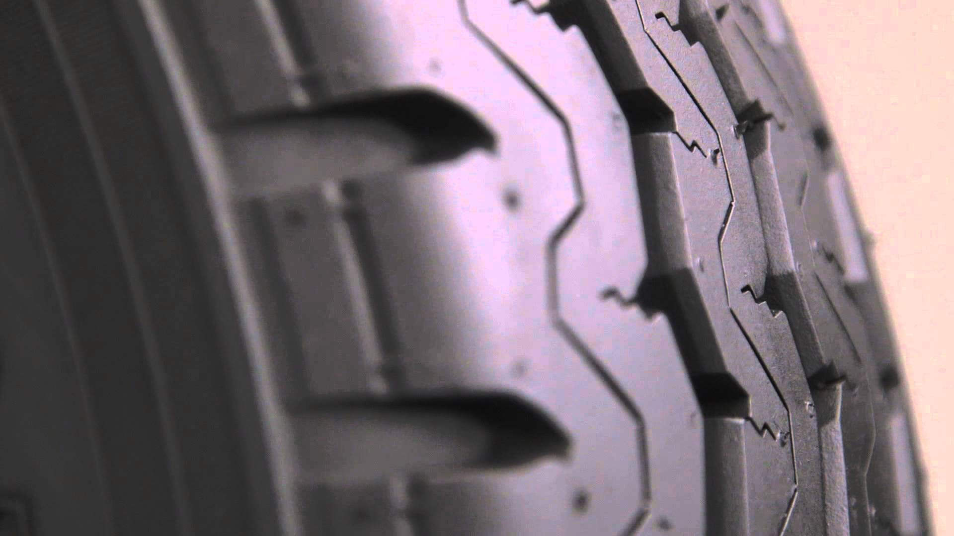 Maxxis UE-168 Bravo (2)